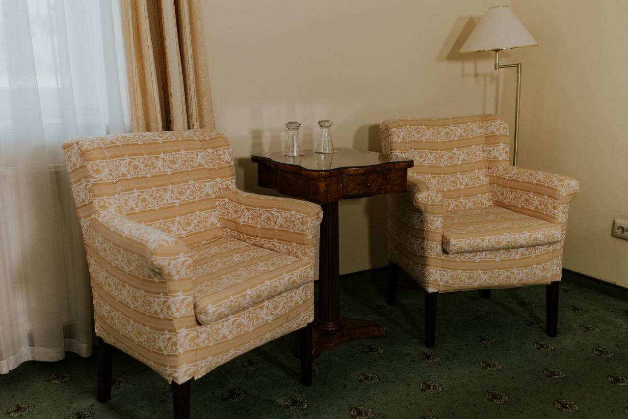 Hotel La Residenza 티미쇼아라 외부 사진