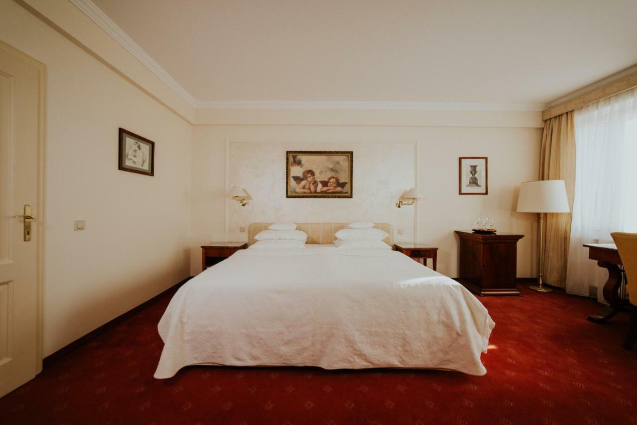Hotel La Residenza 티미쇼아라 외부 사진