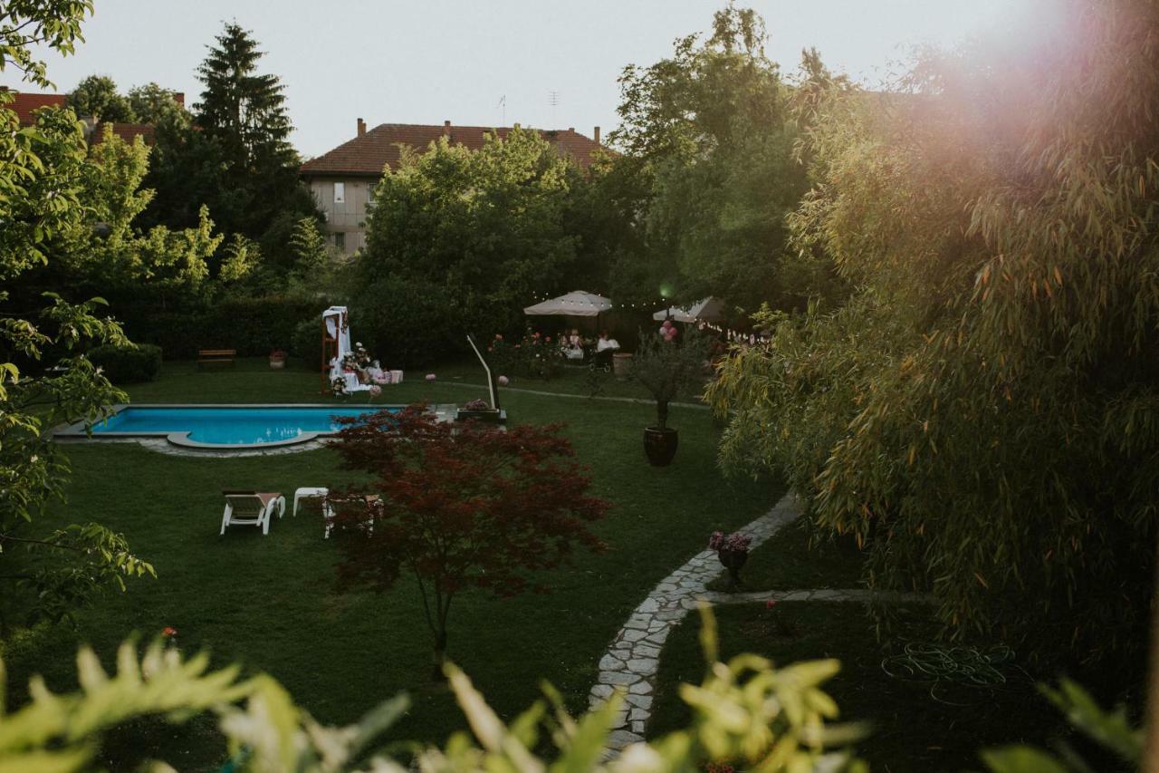 Hotel La Residenza 티미쇼아라 외부 사진