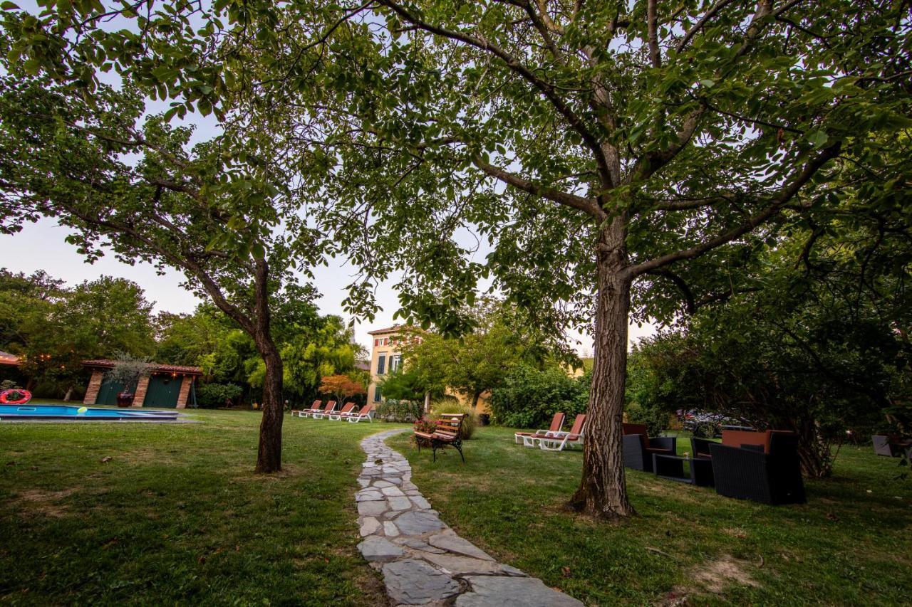 Hotel La Residenza 티미쇼아라 외부 사진