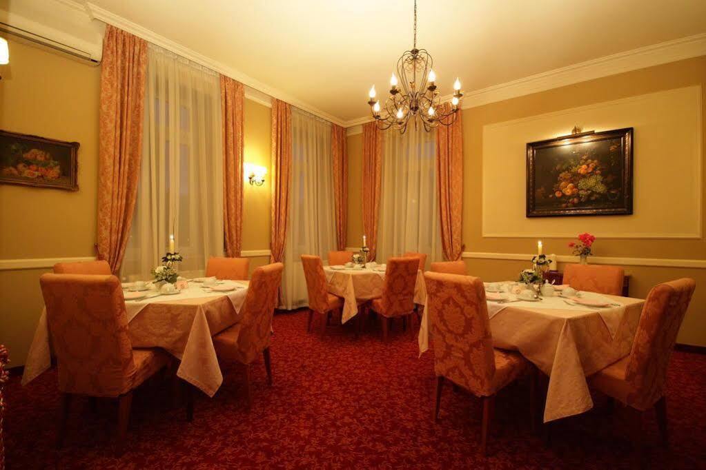 Hotel La Residenza 티미쇼아라 외부 사진